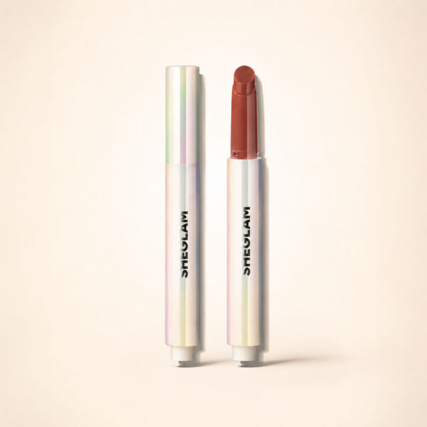 نمای لیپ پلامپر شیگلم مدل Pout-Perfect Shine با بسته‌بندی استیکی و جلوه براق محصول