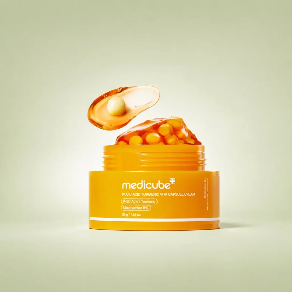 کرم کپسولی مدی کیوب Kojic Acid Turmeric Vita Capsule Cream با بسته‌بندی کاسه‌ای زرد رنگ
